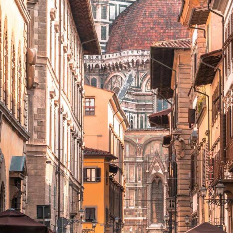 Davanti al Duomo-Appartamento Storico - Appartamento con 1 Camera da Letto - 2