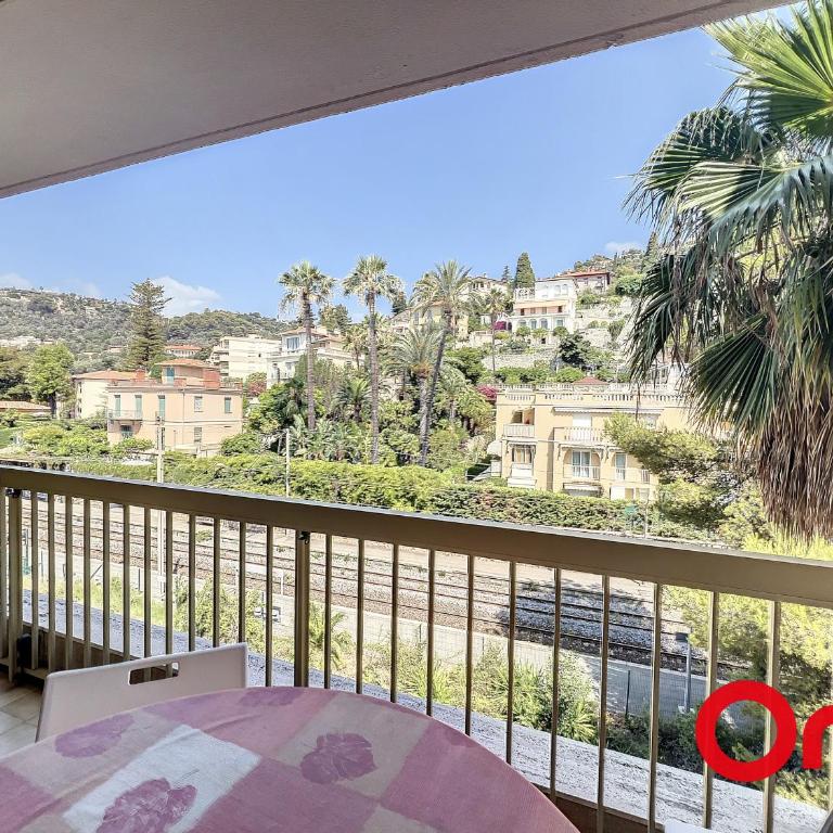 Spacieux 2 pièces avec piscine, terrasse et parking, proche plages et commodités - Menton Garavan - FR-1-647-38 - Apartment - 2