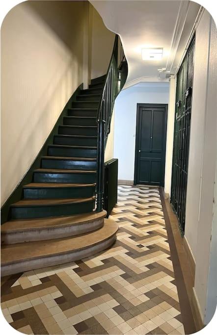 Grand appartement centre Paris 8 couchages - Appartement - 20