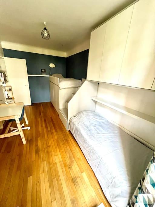 Grand appartement centre Paris 8 couchages - Appartement - 13