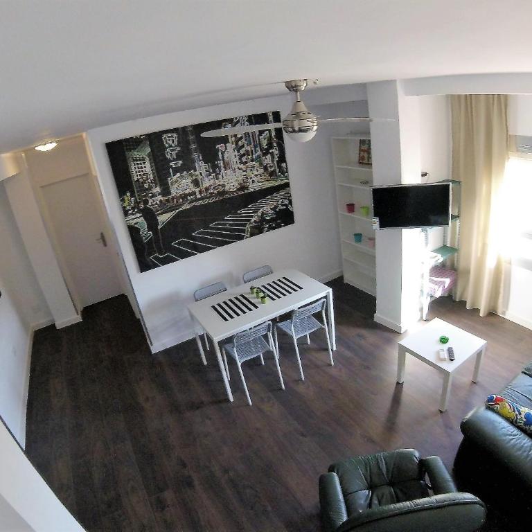 Apartamento Puerta Purchena Almeria - Apartamento de 3 dormitorios - 5