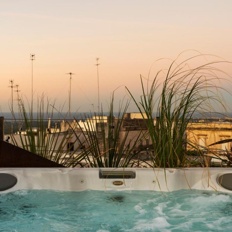 Palazzo Biancofiore, suites & rooftop Ostuni - Suite con Vasca Idromassaggio - 5