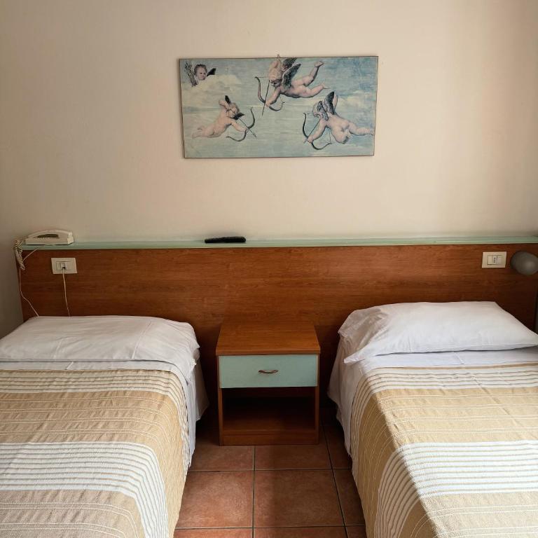 Albergo Acampora - Camera Doppia con Letti Singoli - 6