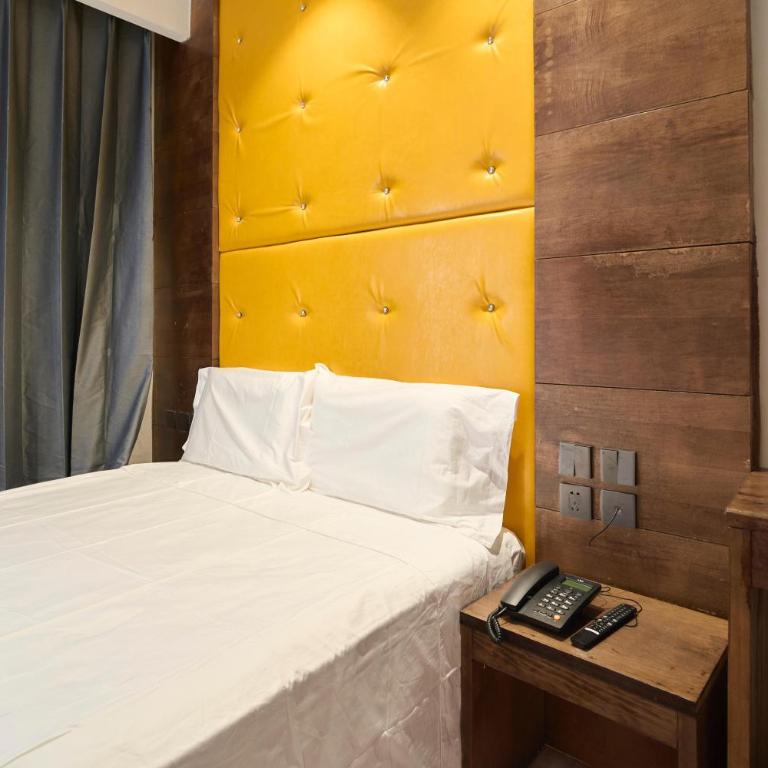 Menoir Dorsett Madrid Usera - Habitación Doble con baño privado - 7