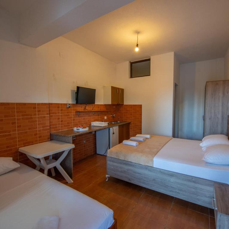 Ami Apartments - Osnovna Trokrevetna Soba - 10