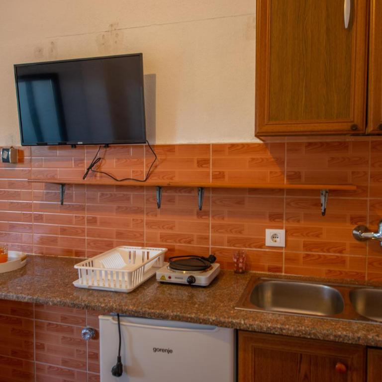 Ami Apartments - Osnovna Trokrevetna Soba - 14