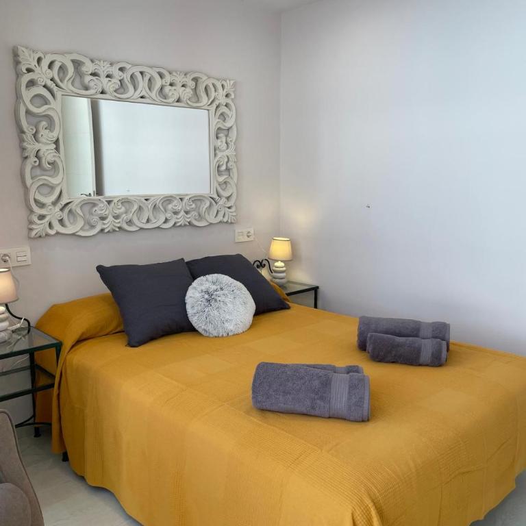 Apartamento a un paso del centro de Granada - Three-Bedroom Apartment - 6