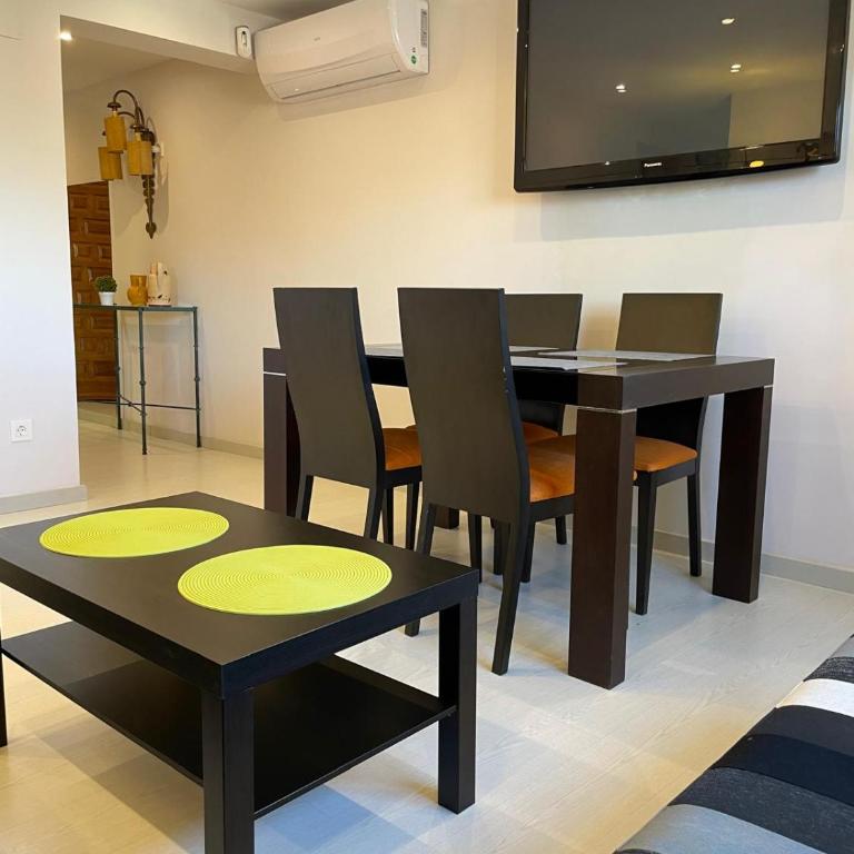 Apartamento a un paso del centro de Granada - Three-Bedroom Apartment - 5