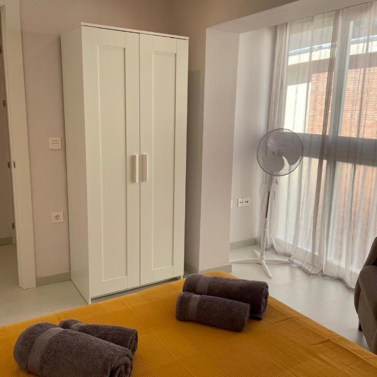 Apartamento a un paso del centro de Granada - Three-Bedroom Apartment - 9