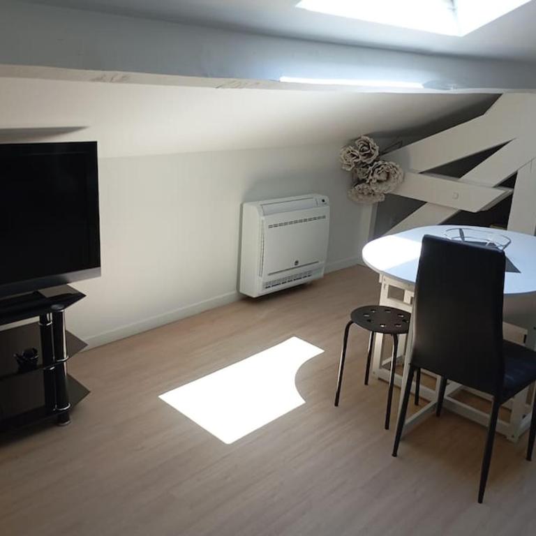 Appartement loft 55m2 climatisé - Appartement 1 Chambre - 9