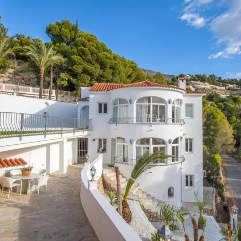 Alteaview Luxury villa By Calpitality - Villa - 44