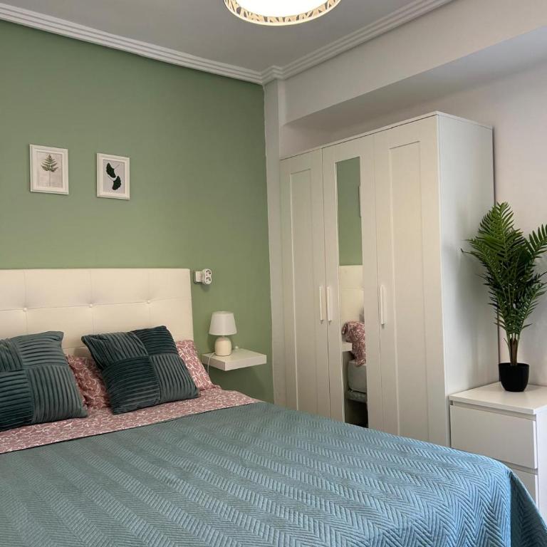 Sea view apartment, first line on the beach, Remote work - Apartment mit 3 Schlafzimmern und Meerblick - 6
