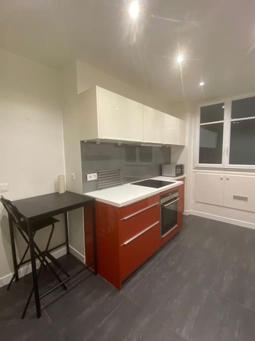 haussmannien, près arc Triomphe - Appartement 1 Chambre - 9
