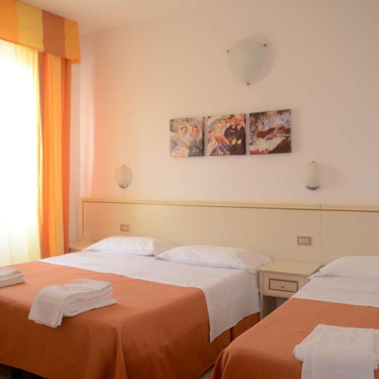 Hotel Ariston Riccione - Triple Room - 1