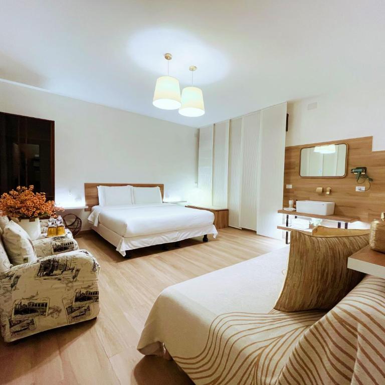 Thalia Room Venezia Mestre - Camera Tripla con Bagno Privato - 1