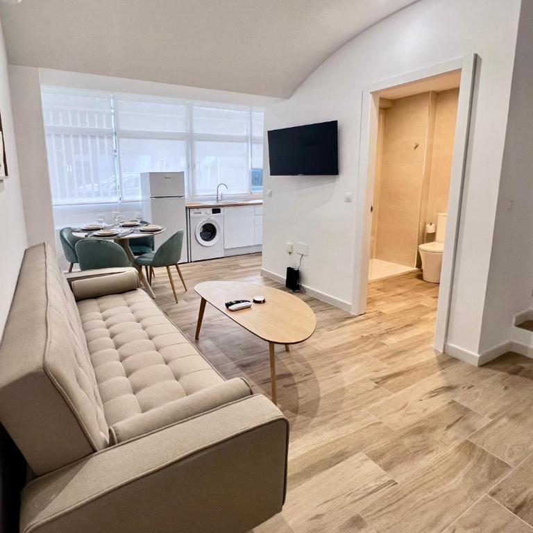 Los Naufragos Beach Apartment - One-Bedroom Apartment - 2