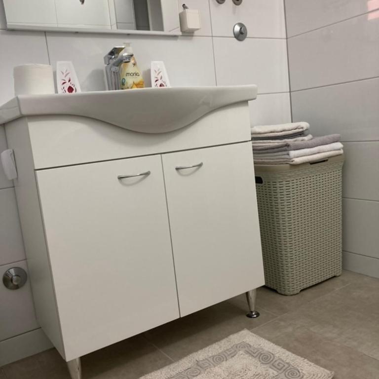 Aine Apartment - Old Bridge - Two-Bedroom Apartment - 37