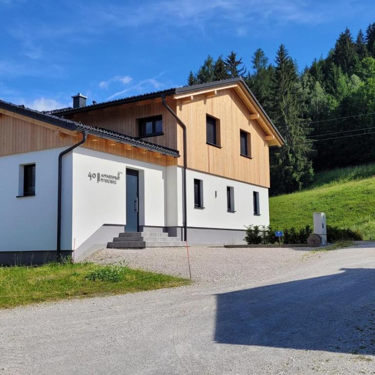 Appartement Petersberg - Apartment mit 1 Schlafzimmer und Dusche - 1