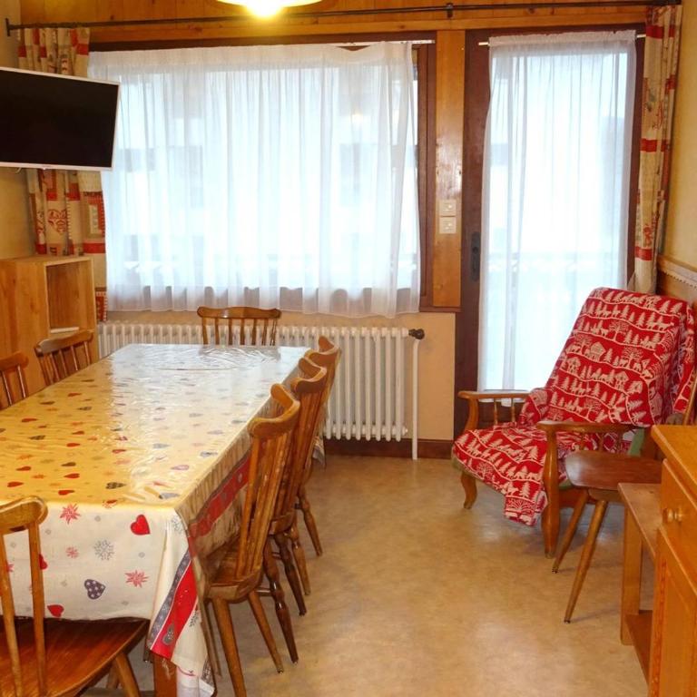 Appartement familial lumineux 8 pers, proche pistes Les Gets, draps et serviettes inclus l'hiver - FR-1-802-87 - Apartamento - 13