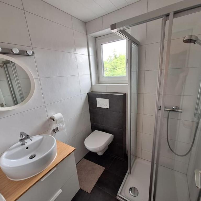 sonnige Ferienwohnung mit Balkon - Apartamento de 1 dormitorio - 7