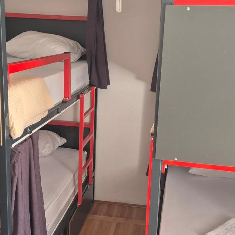 Majka Guest House - Single Bed in Mixed Dormitory Room - 7