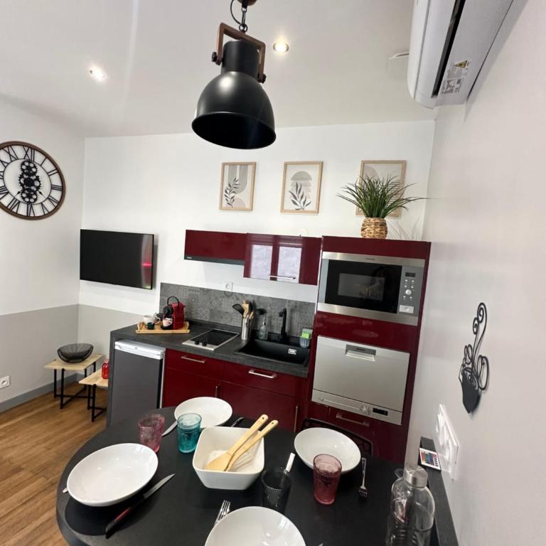 Le cosy charmeur Climatisé avec patio - One-Bedroom Apartment - 20