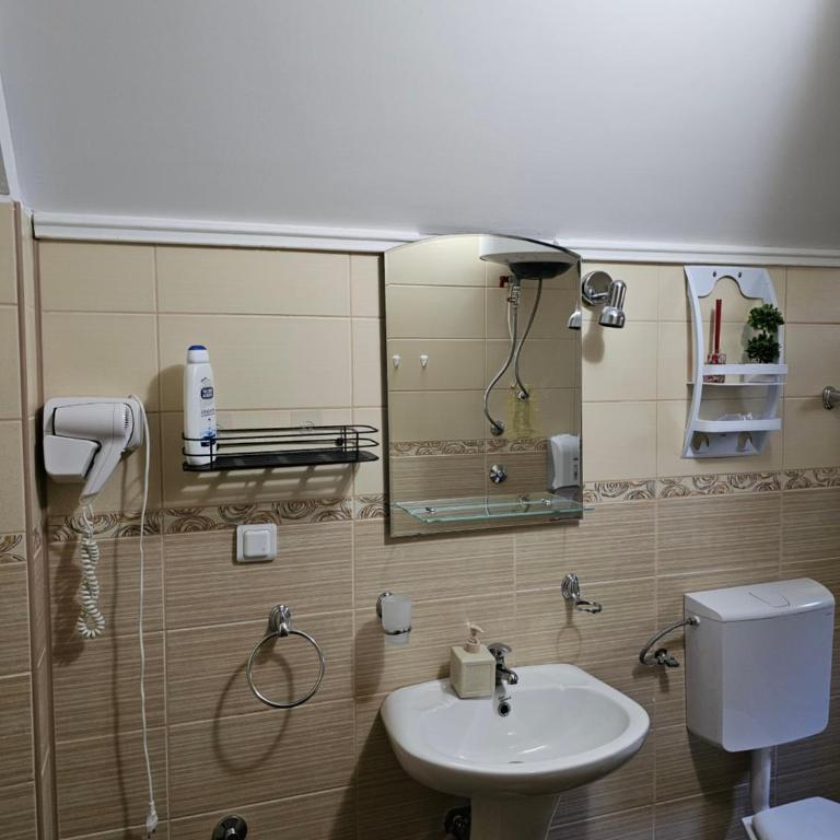 Gorska Vila Apartments - Apartment with Balcony - 8