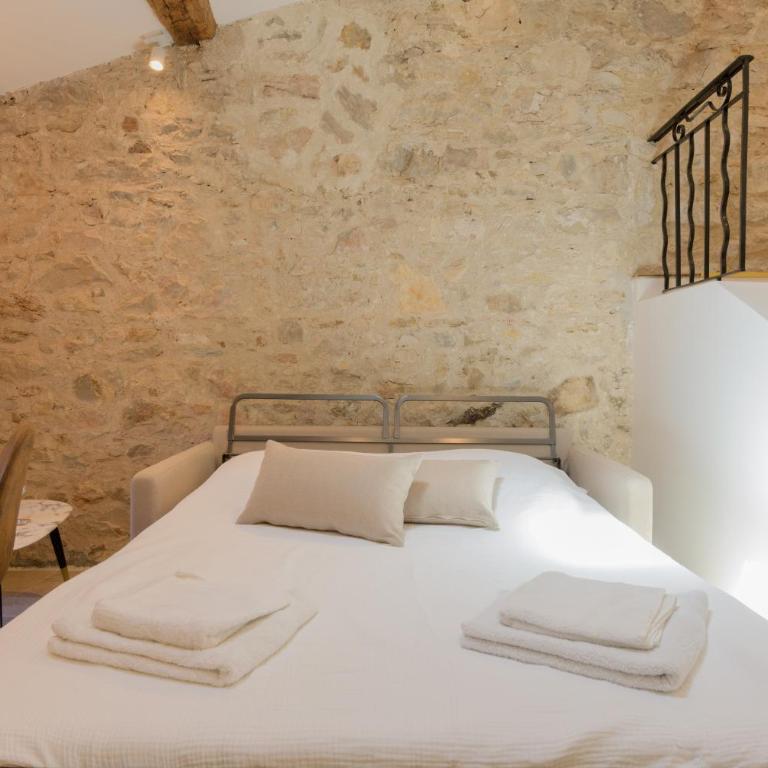 VALBONNE Maison cœur de village - Appartement en Duplex - 15