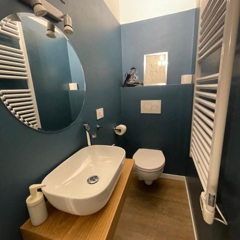 Isvi Bari Comfort Rooms - Deluxe Room - 4