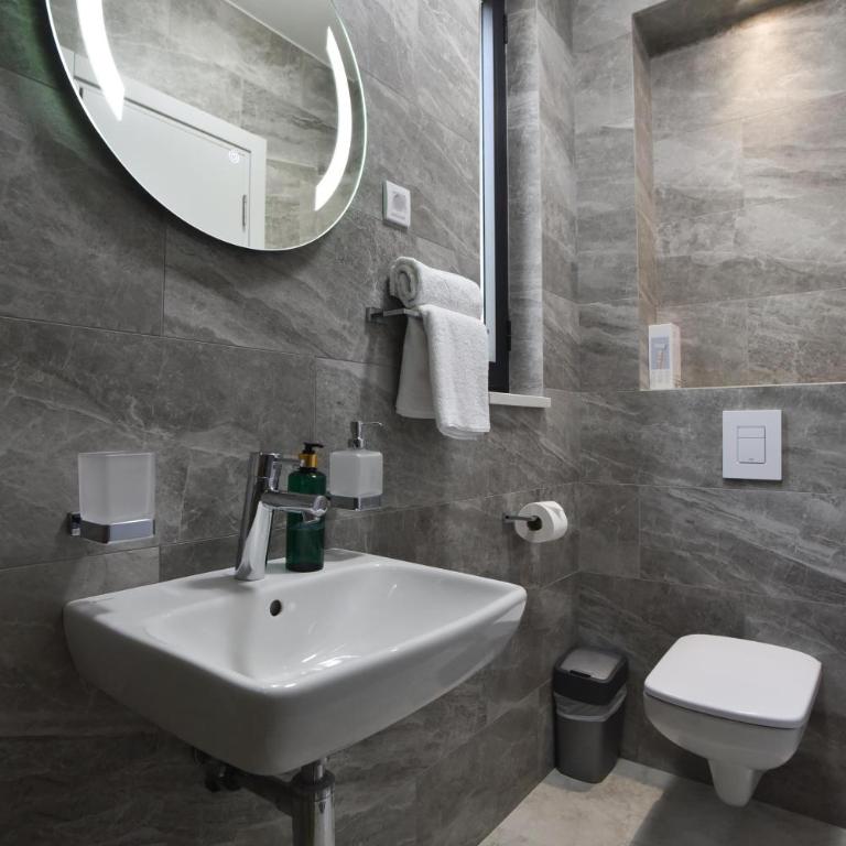 Residenza Apartments - Apartment mit 1 Schlafzimmer, Meerblick und Terrasse - 19