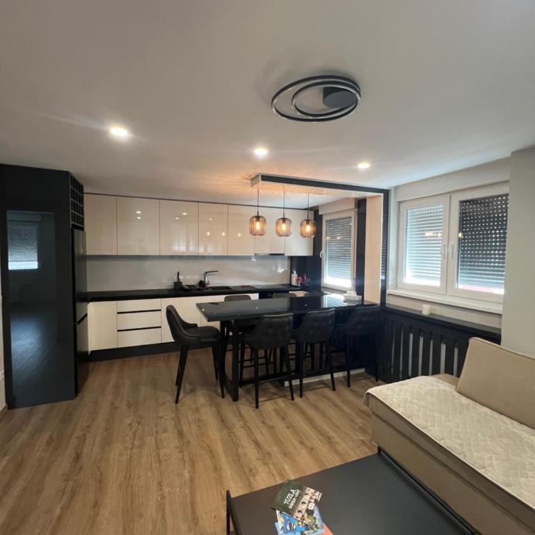 Bella Mela - Apartman sa 2 Spavaće Sobe - 1