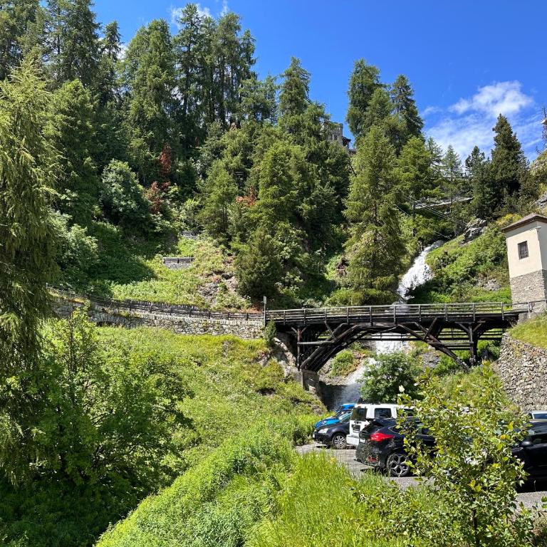 Schöne Ferienwohnung im Zentrum von St. Moritz - Apartment mit 2 Schlafzimmern - 3