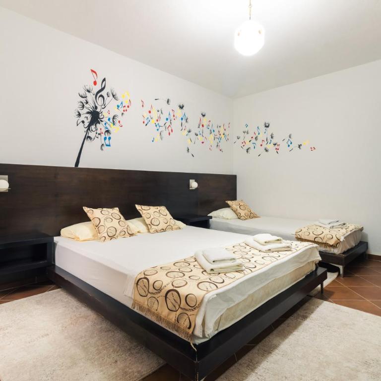 Apartments FourRoses - Standard Two-Bedroom Apartment - 6