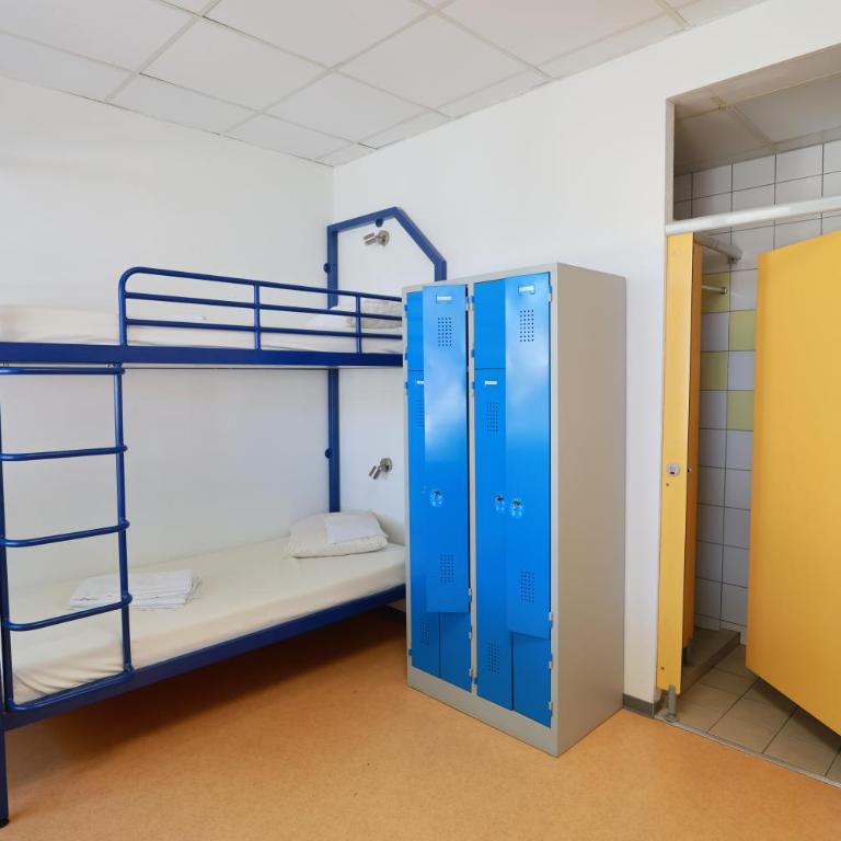 Auberge de Jeunesse de Mulhouse - Lit Superposé dans Dortoir pour Femmes - 4