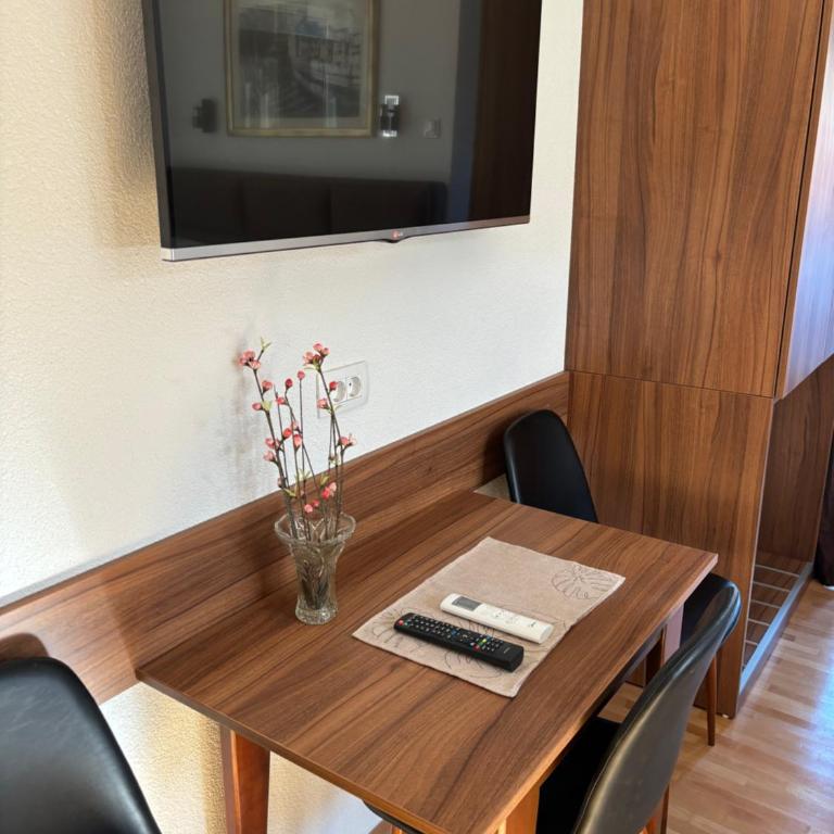 Apart AS - Studio with Balcony - 12