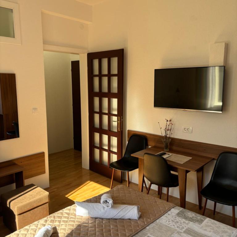 Apart AS - Studio with Balcony - 6