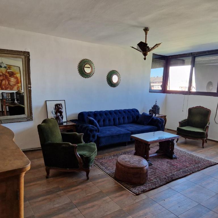 Traveller's Den - Apartman sa 2 Spavaće Sobe i Balkonom - 2