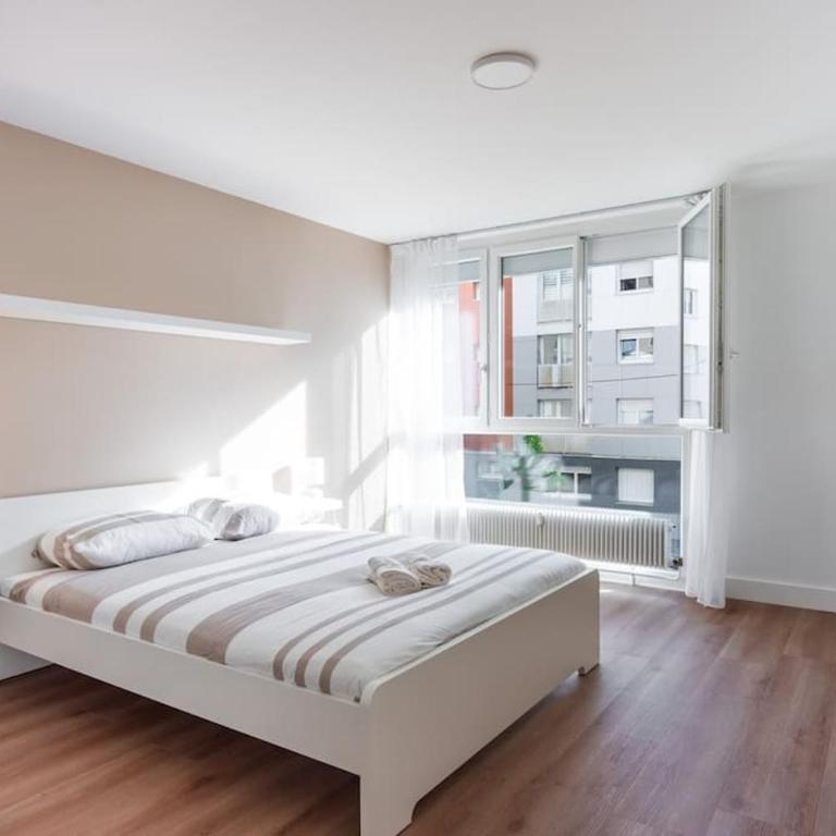 Le Chaleureux, Appartement fraîchement rénové - Appartement 3 Chambres - 22