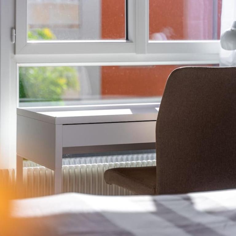 Le Chaleureux, Appartement fraîchement rénové - Appartement 3 Chambres - 32