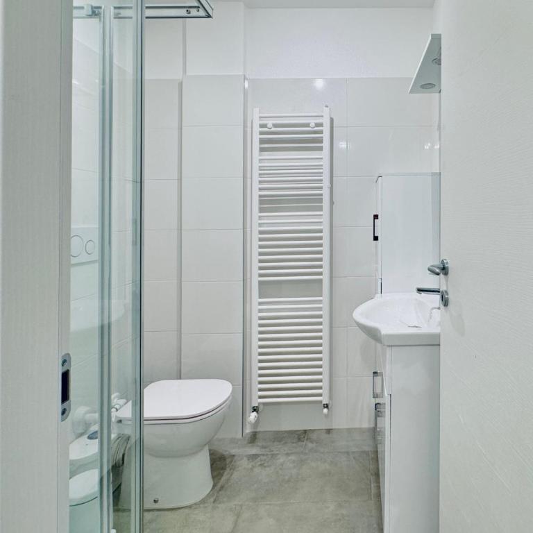Design House Bergamo - Terrace & Private Parking - Appartamento con 2 Camere da Letto - 23