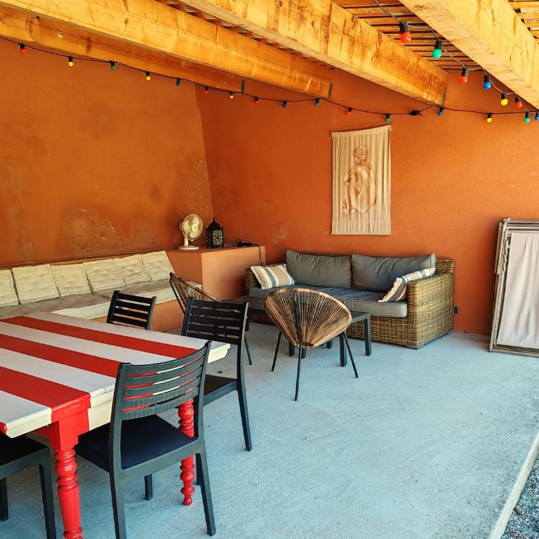 Aix en Provence charmante villa piscine cadre verdoyant 6 personnes - Villa 3 Chambres - 12
