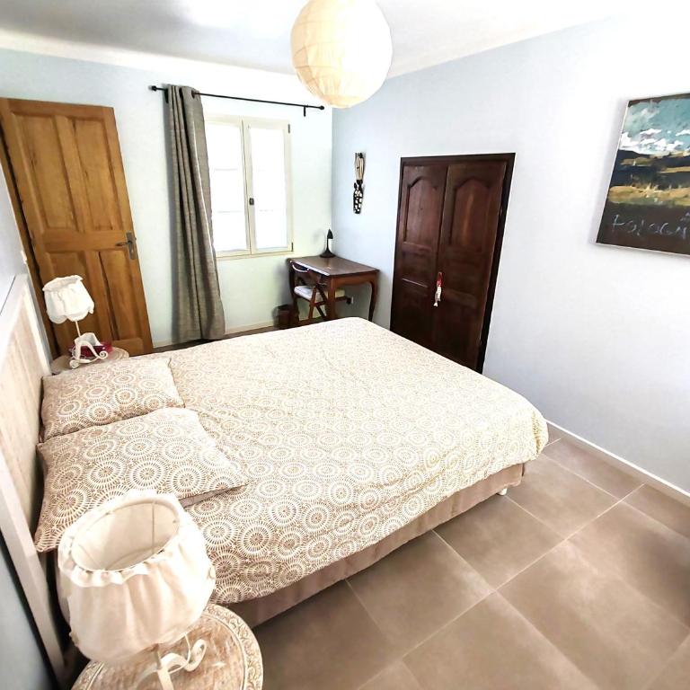 Aix en Provence charmante villa piscine cadre verdoyant 6 personnes - Villa 3 Chambres - 14