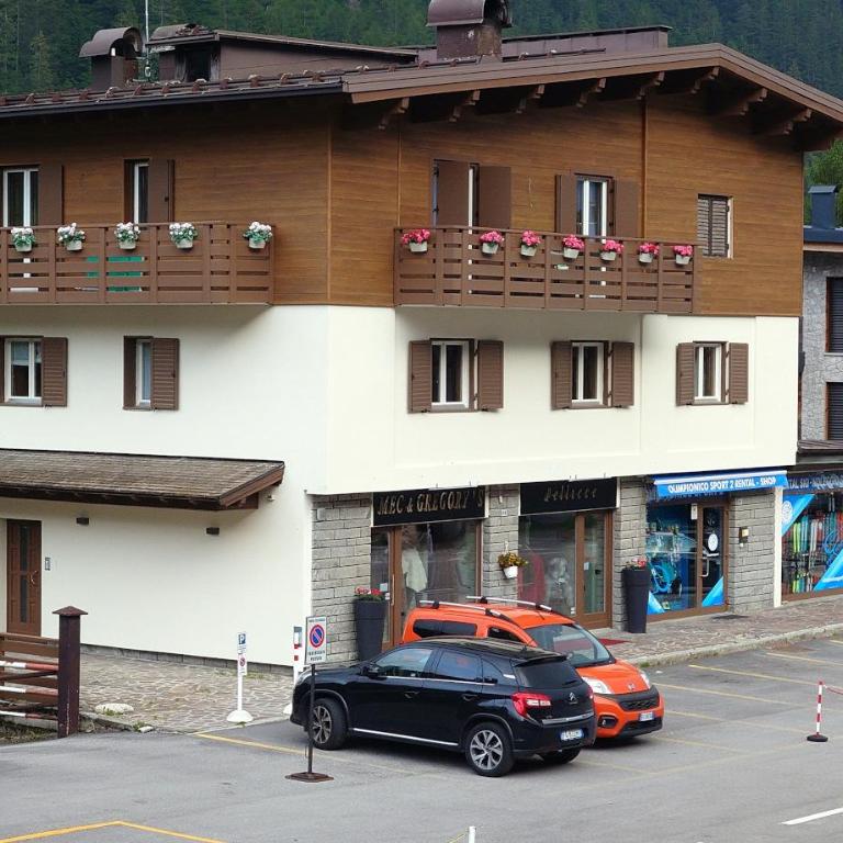Bilocale centro paese con posto auto - Appartamento - 20