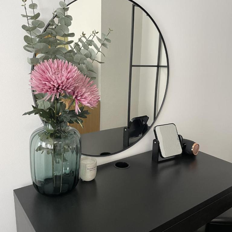 Hossi-Rathaus - Twin Room with City View - 5