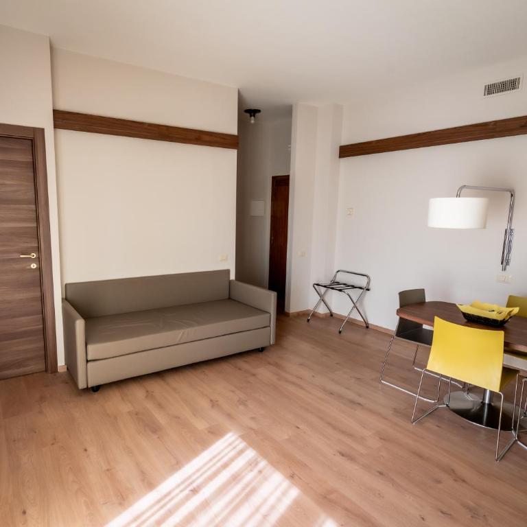 Residence Porta Al Prato - Appartamento con 2 Camere da Letto (4 Adulti) - 10