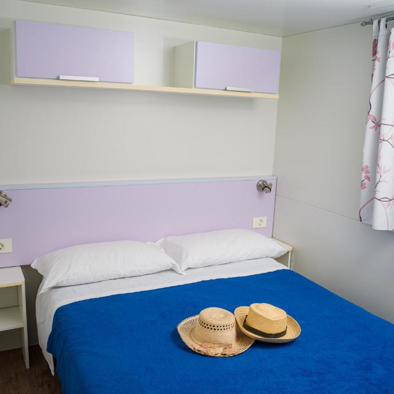 Punta Falconera camping & village - Chalet con 2 Camere da Letto - 5