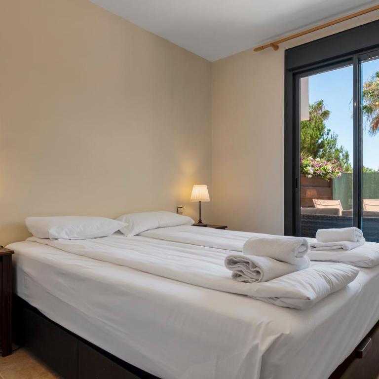 Poolfront garden apt by Costarentals - Ref 46 - Apartamento de 2 dormitorios - 9