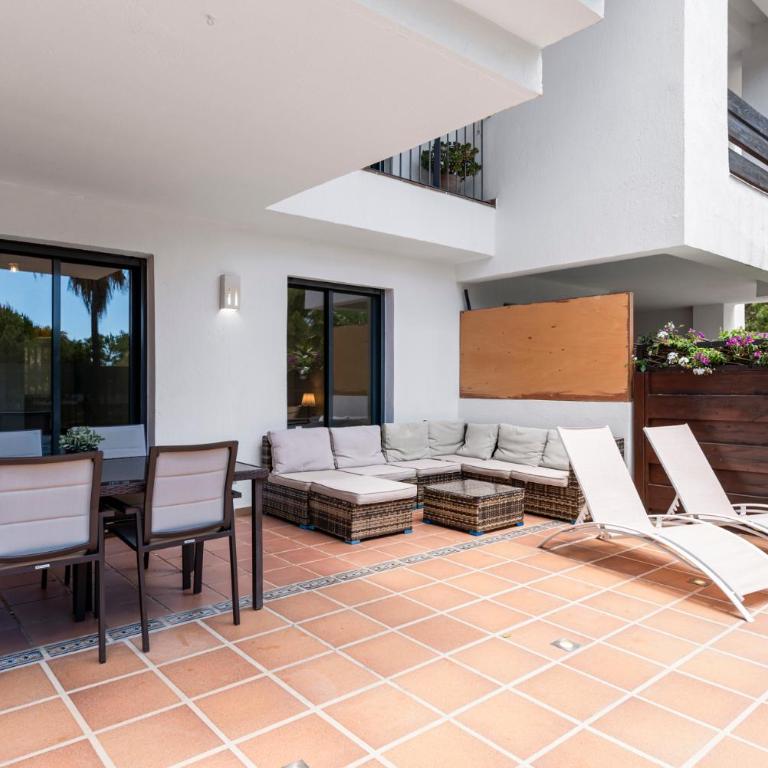 Poolfront garden apt by Costarentals - Ref 46 - Apartamento de 2 dormitorios - 17