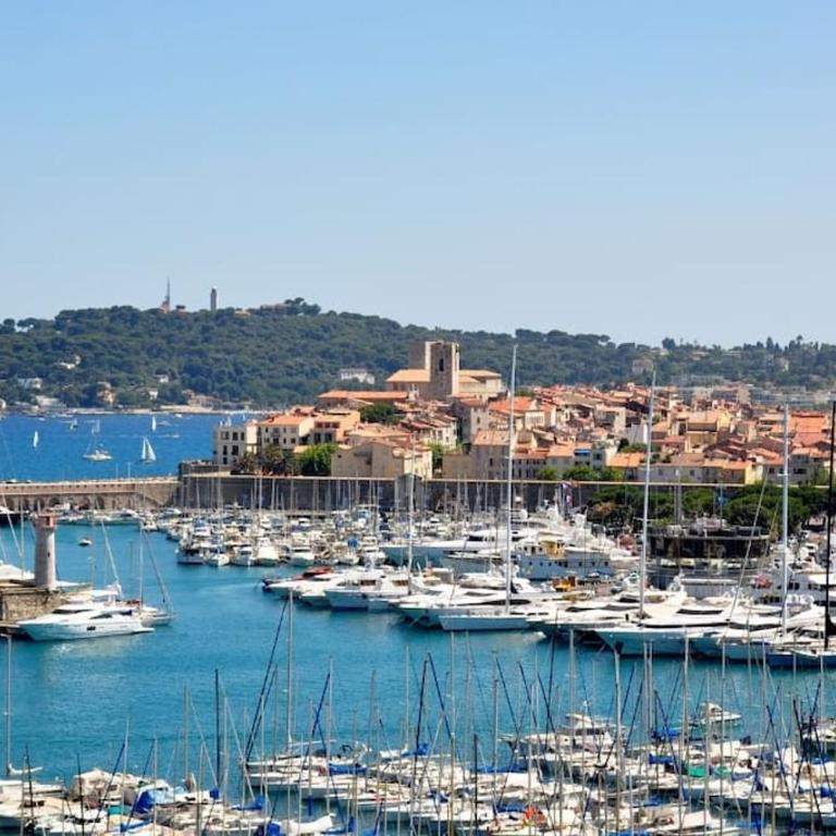 Appartement Antibes terrasse en front de mer - Studio - Vue sur Mer - 21