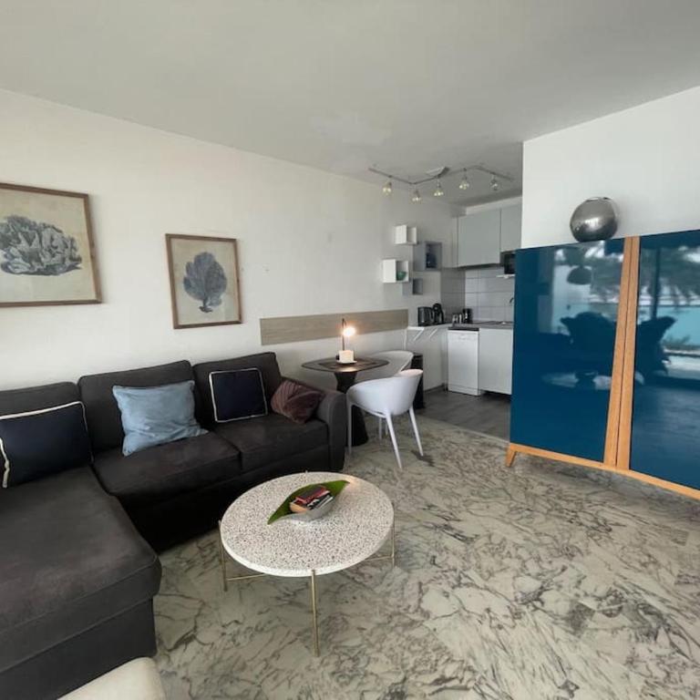 Appartement Antibes terrasse en front de mer - Studio - Vue sur Mer - 11